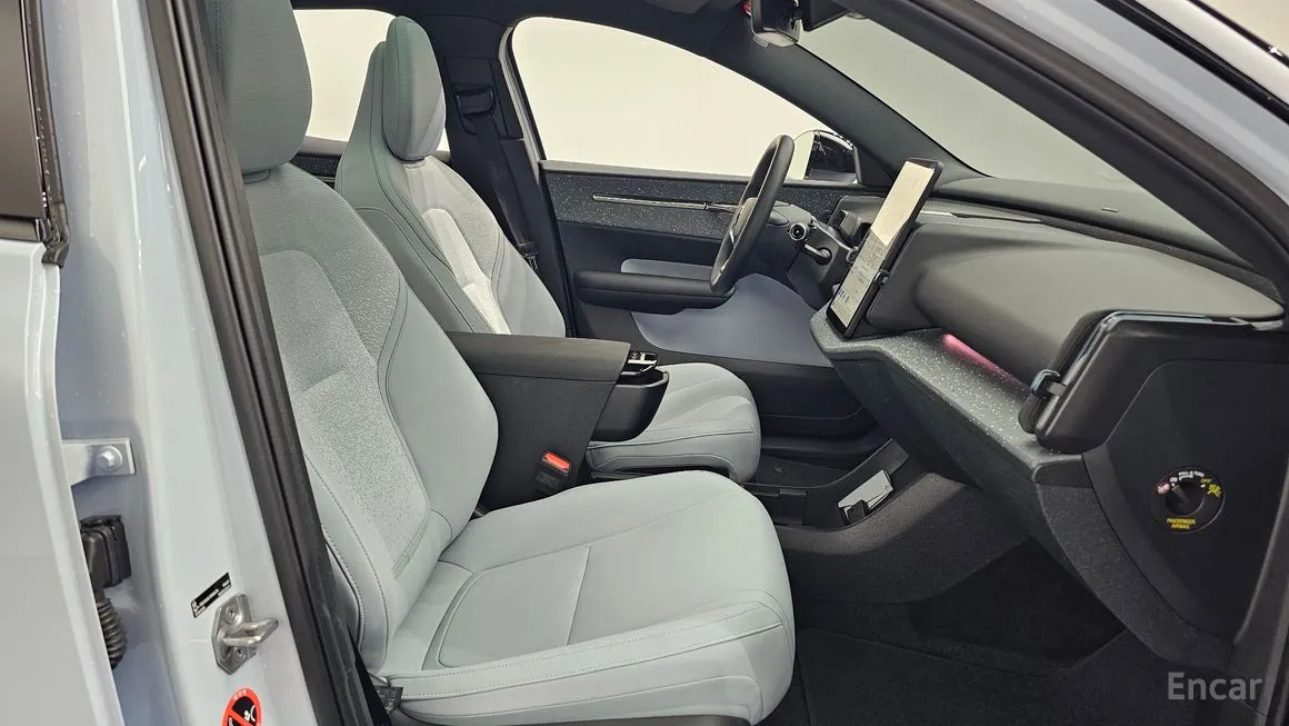 Volvo EX30