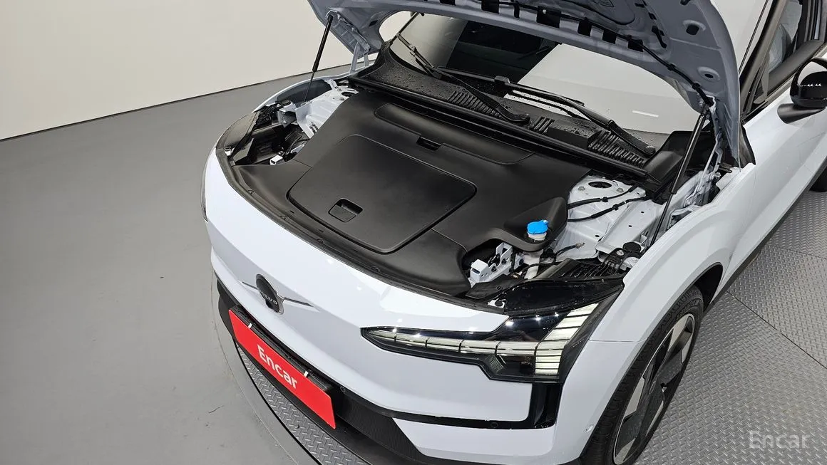 Volvo EX30