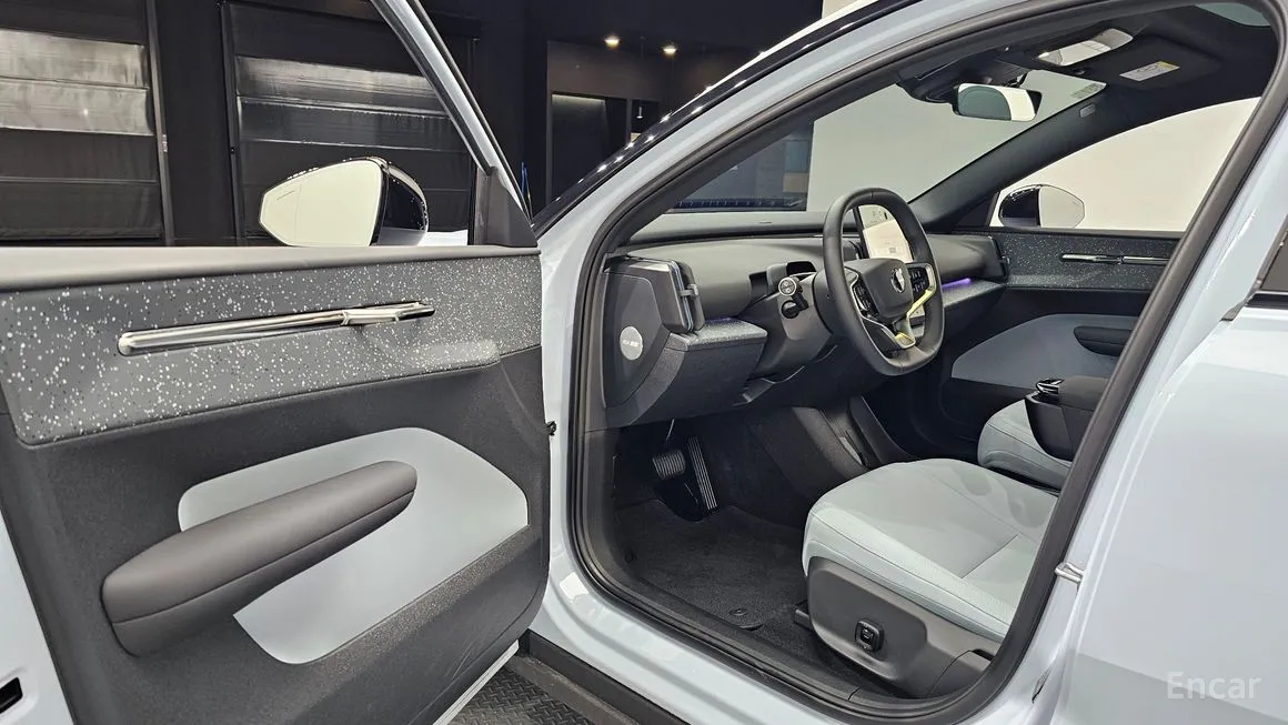 Volvo EX30