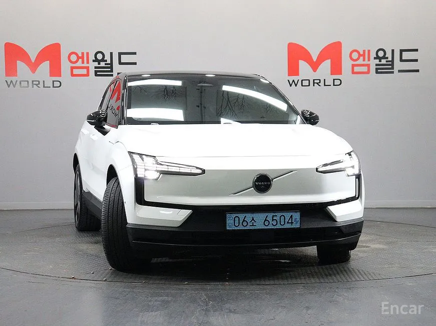 Volvo EX30
