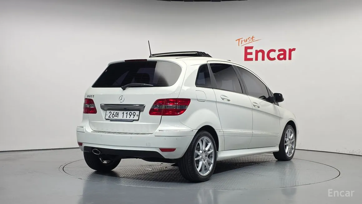 Mercedes-Benz B-Class