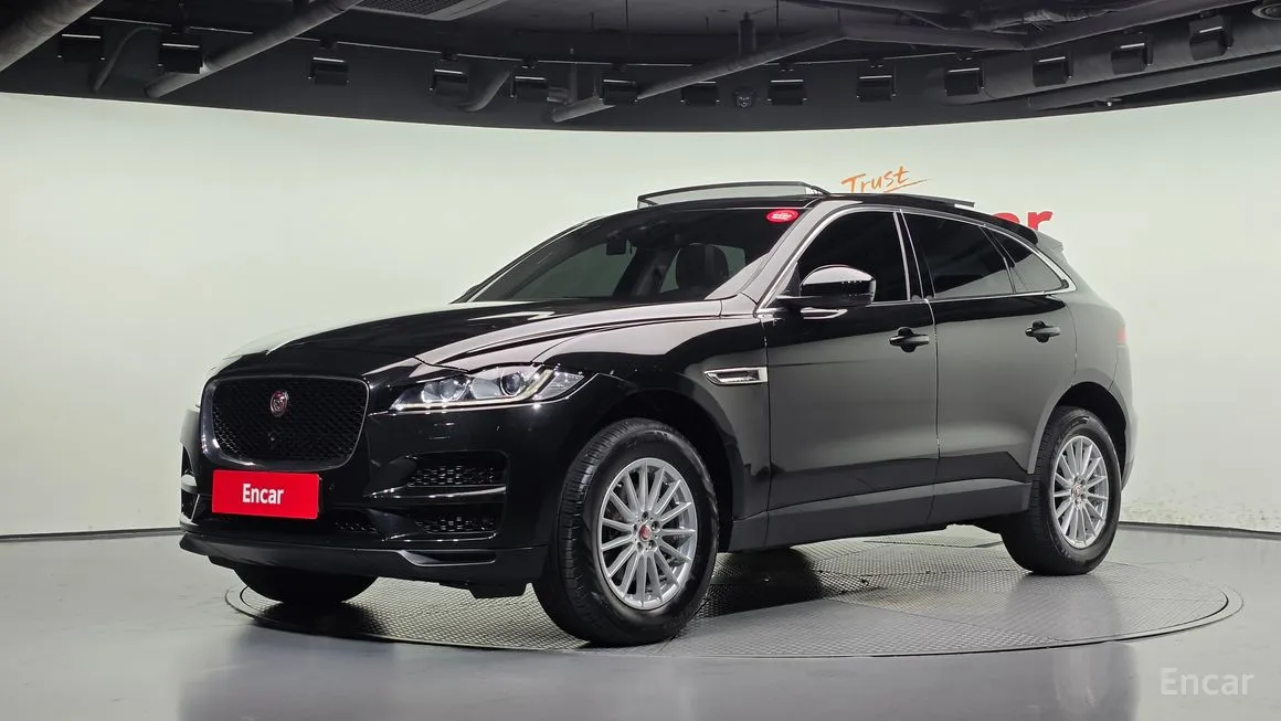 Jaguar F-PACE