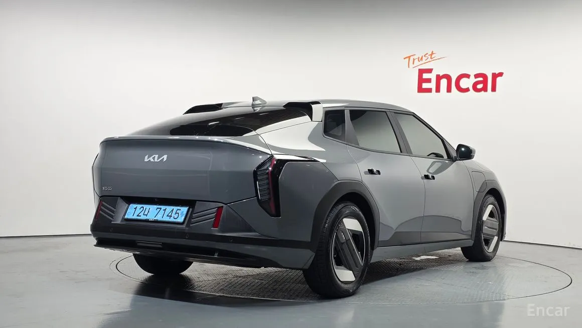 Kia EV4