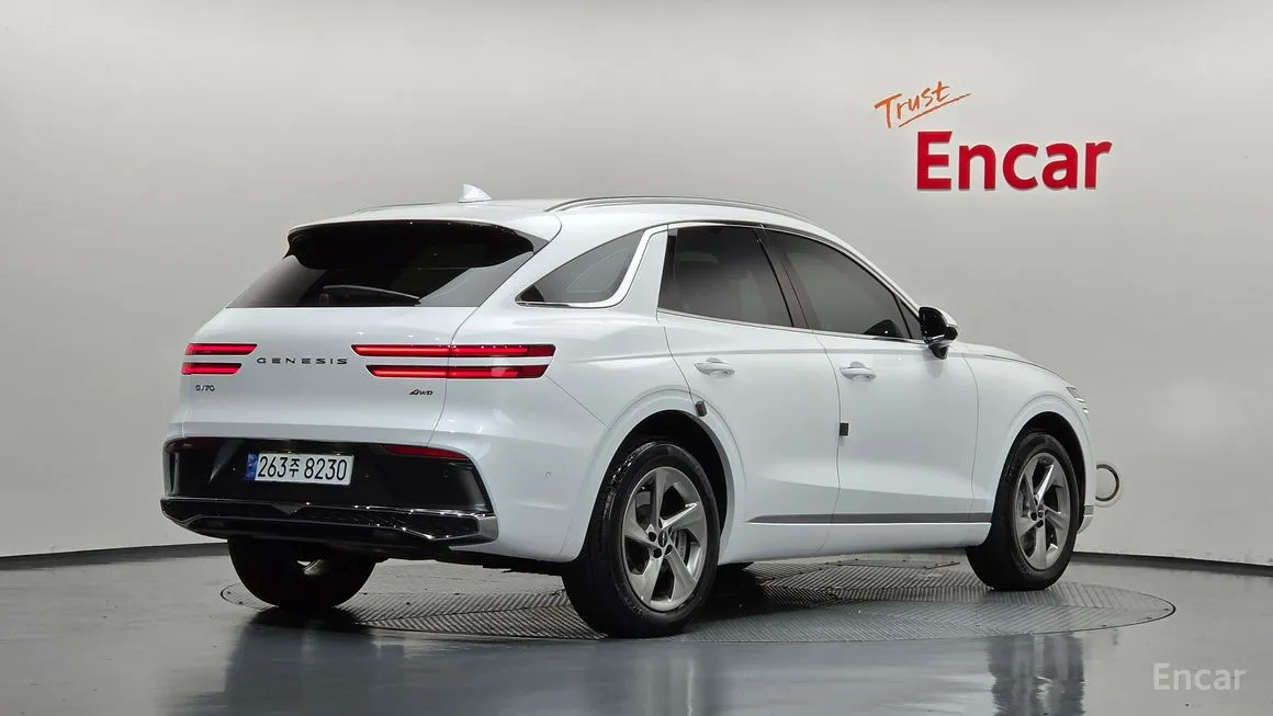 Genesis GV70
