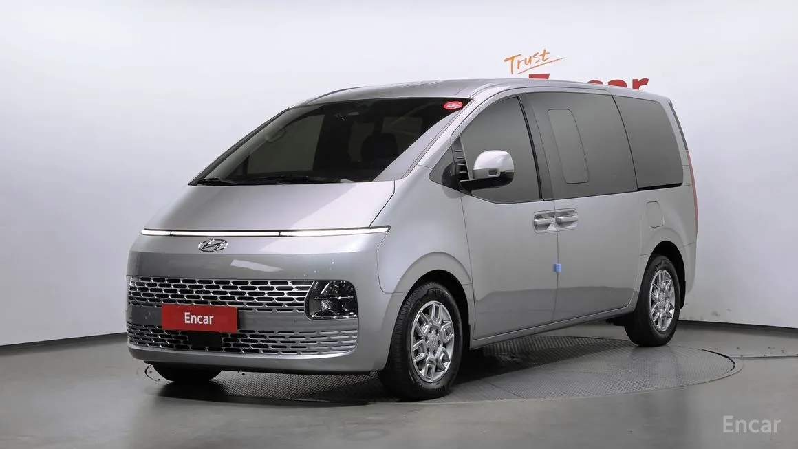Hyundai Staria
