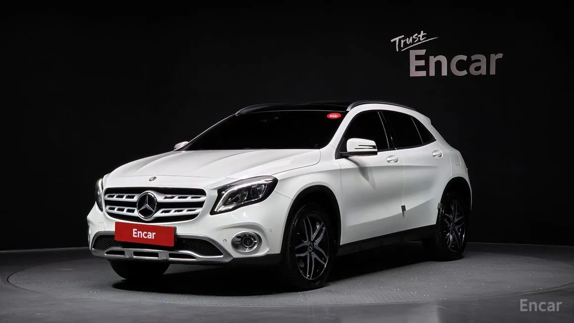 Mercedes-Benz GLA-Class