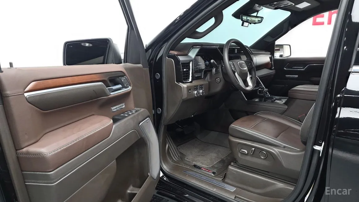 GMC Sierra