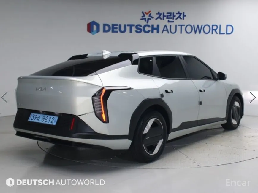 Kia EV4