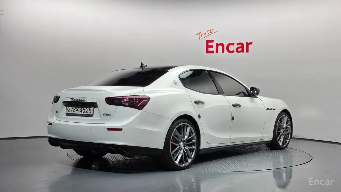 Maserati Ghibli
