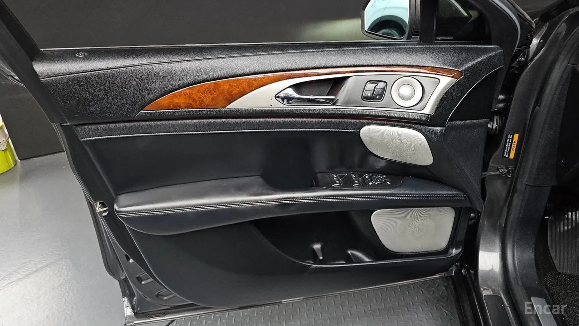 Lincoln MKZ