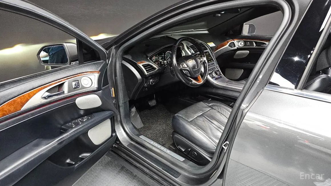 Lincoln MKZ