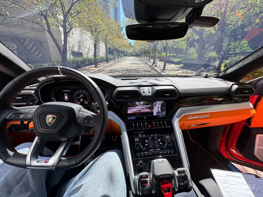 Lamborghini Urus