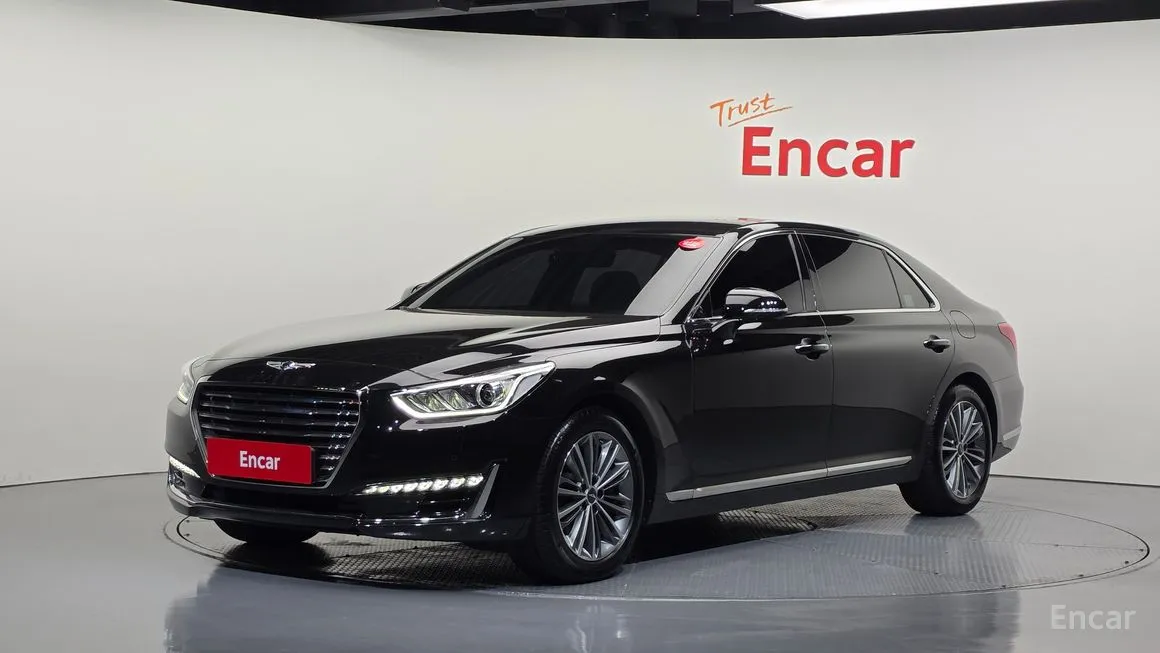Genesis EQ900