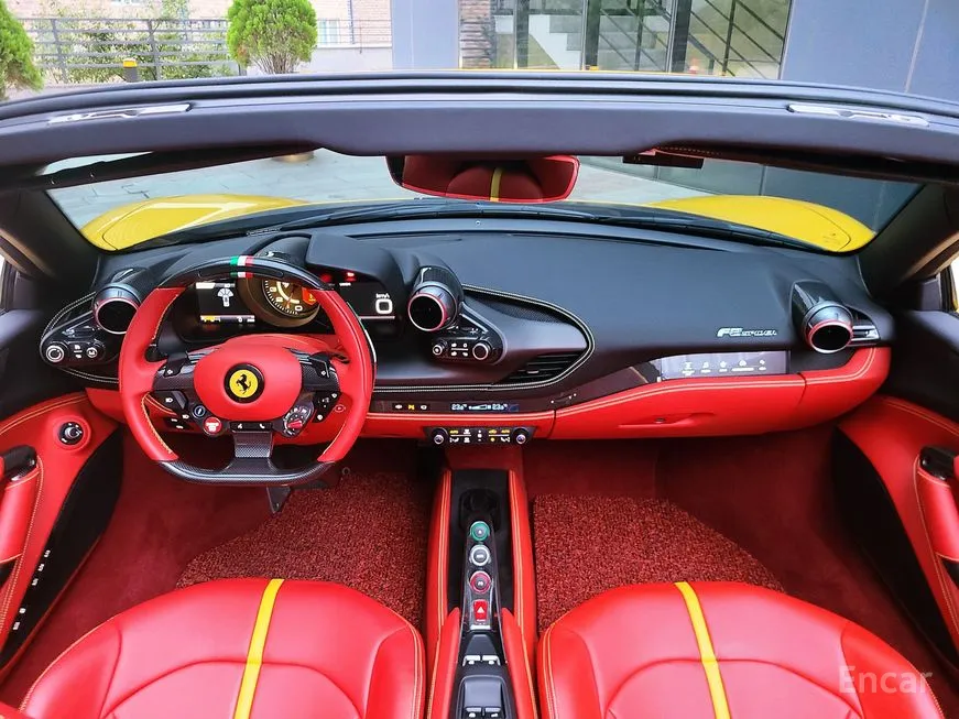 Ferrari F8