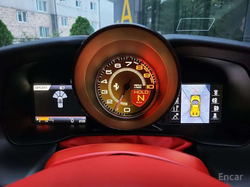 Ferrari F8