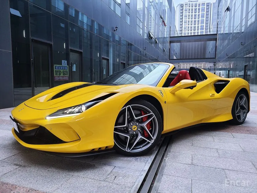 Ferrari F8