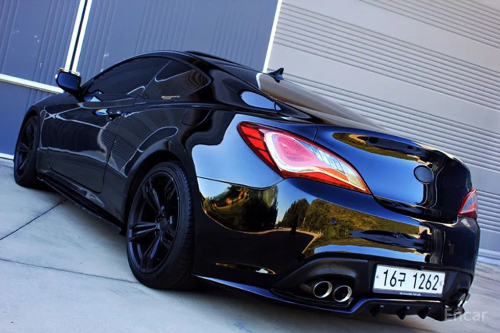 Hyundai Genesis