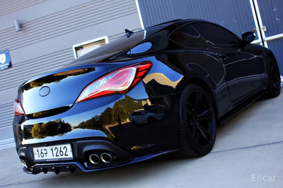 Hyundai Genesis
