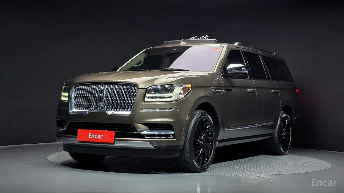 Lincoln Navigator