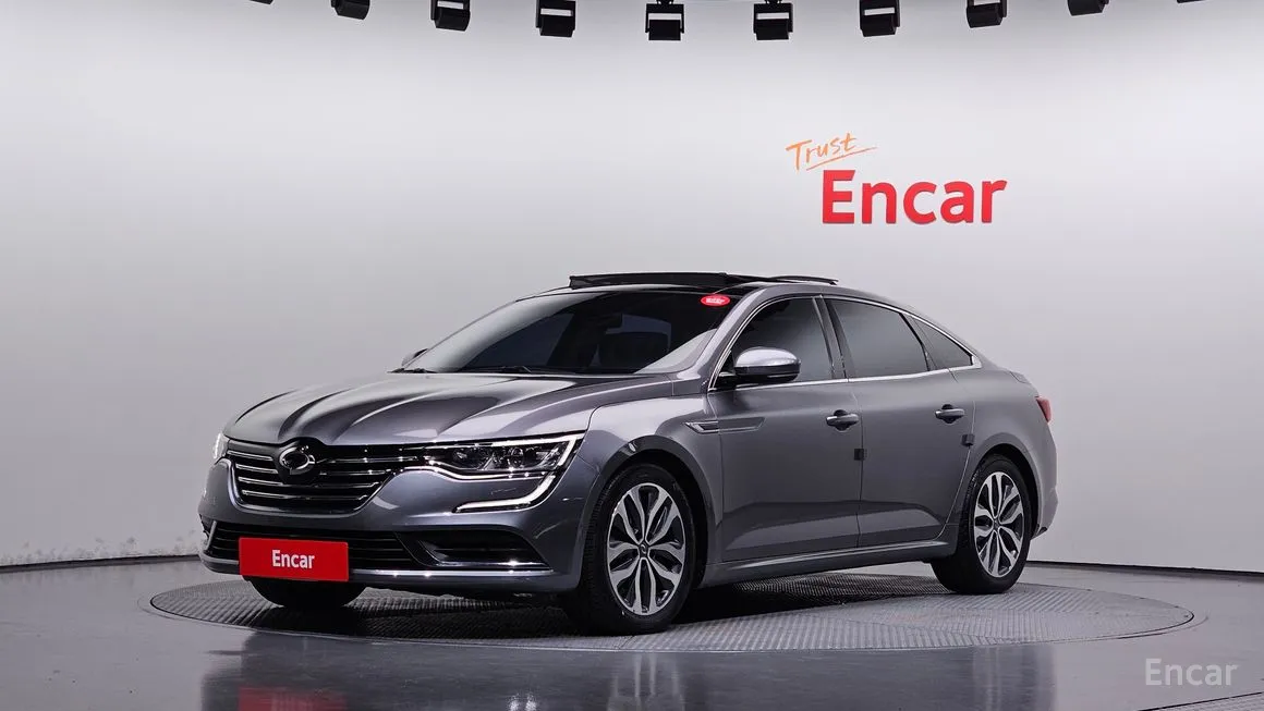 Renault SM6