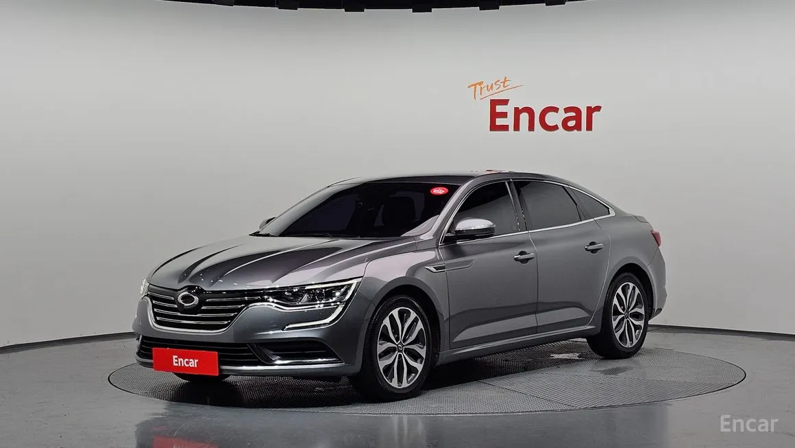 Renault SM6