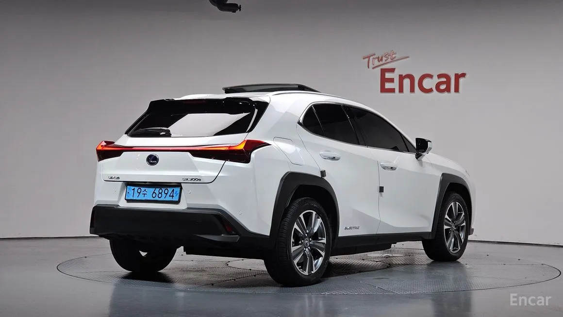 Lexus UX