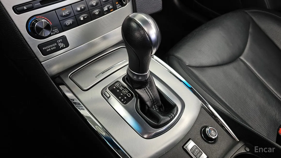 Infiniti G