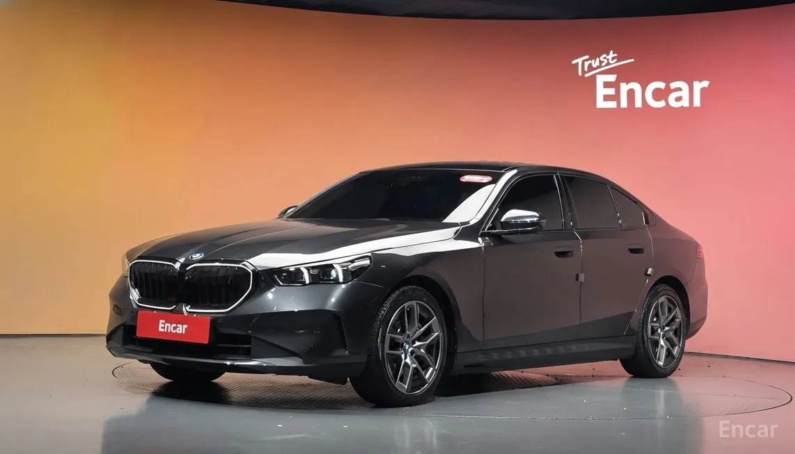 BMW i5