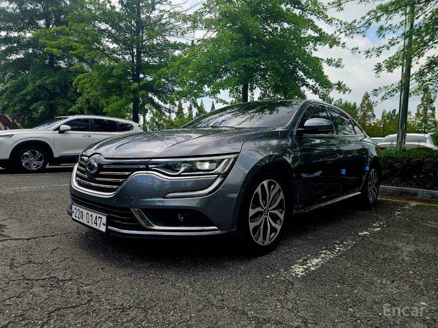 Renault SM6