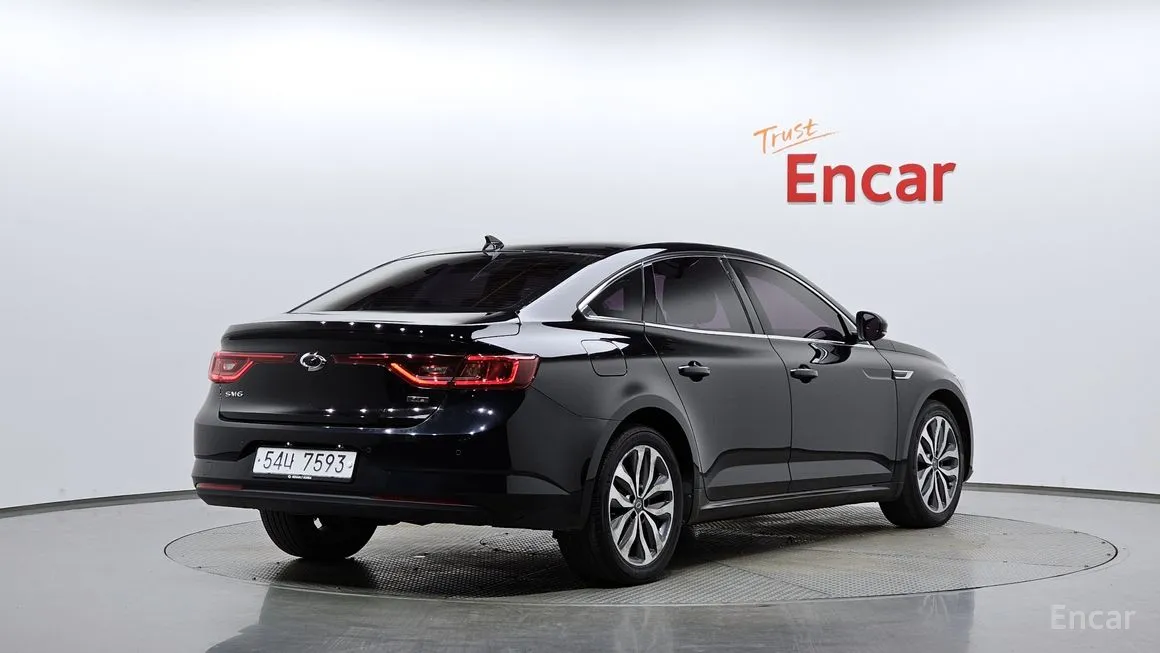 Renault SM6