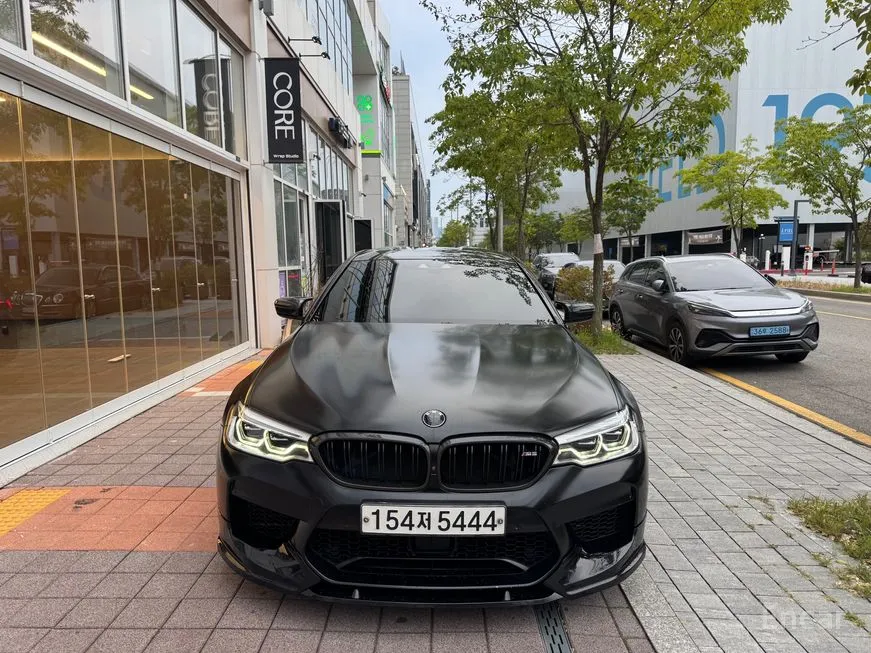 BMW M5