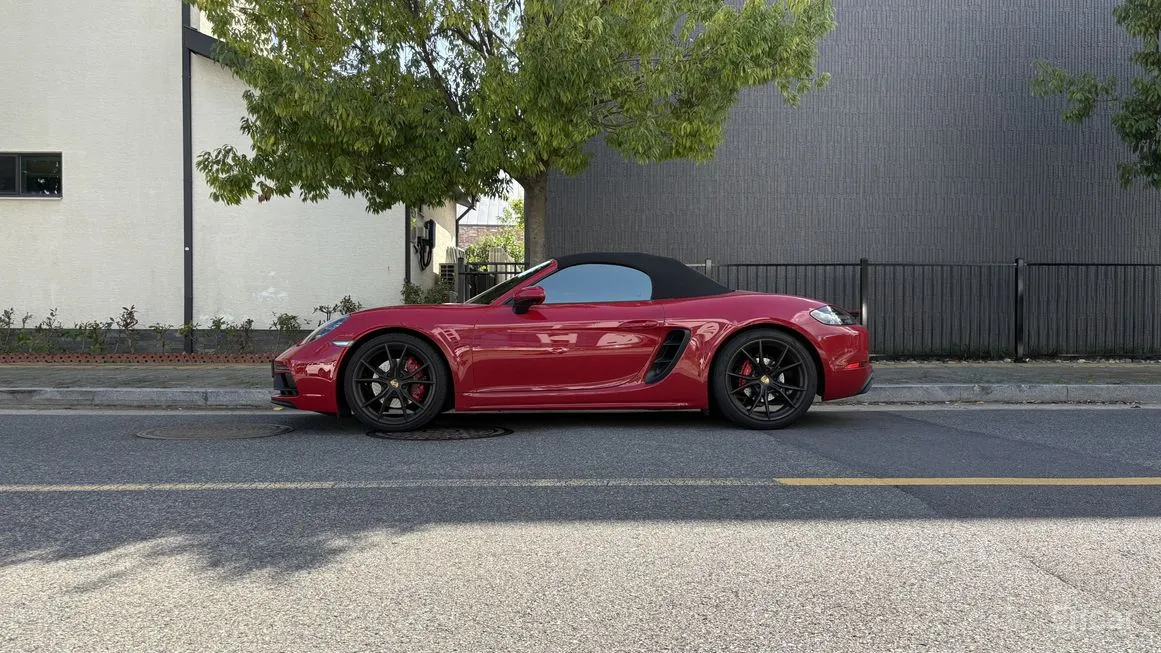 Porsche 718