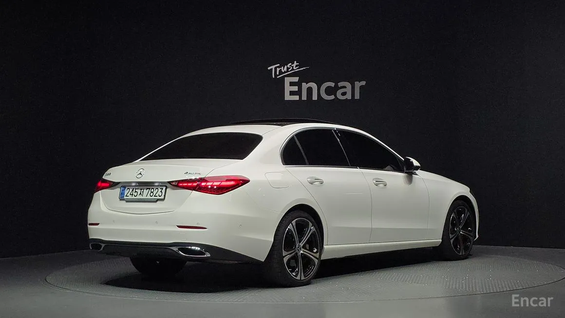 Mercedes-Benz C-Class