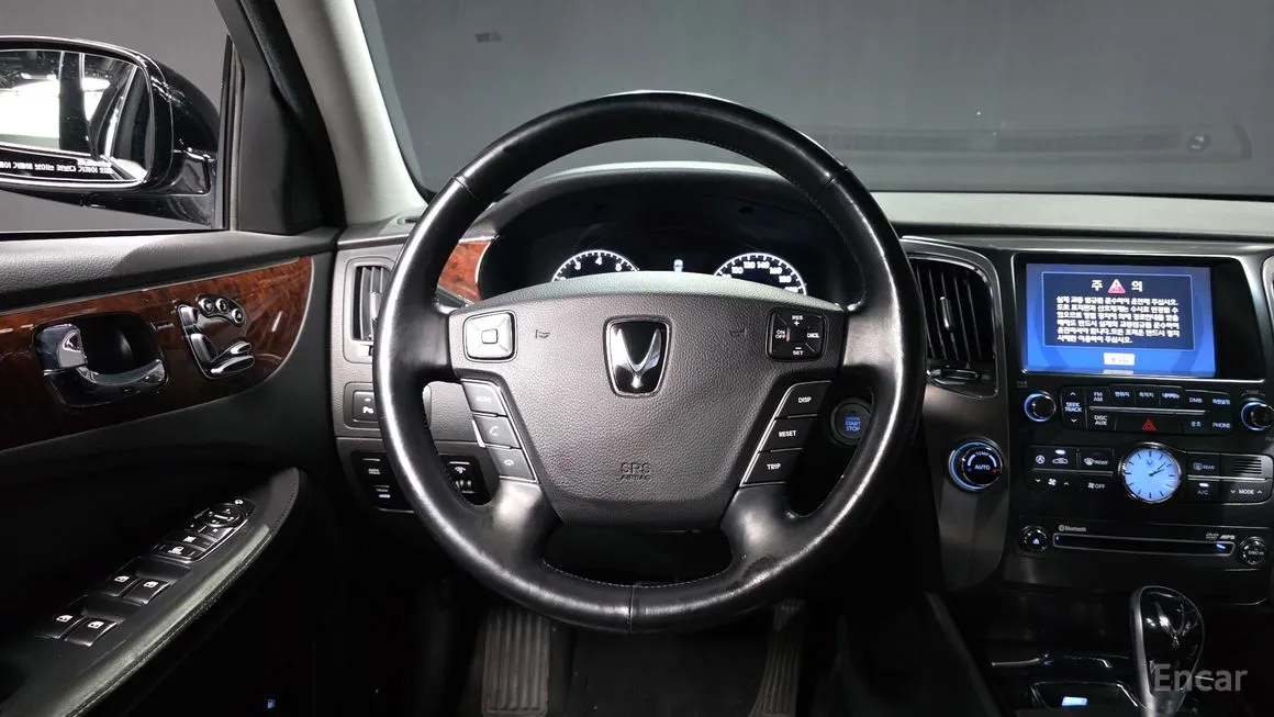 Hyundai Equus