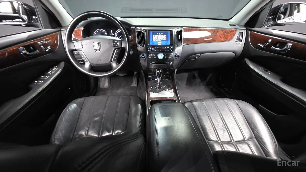 Hyundai Equus