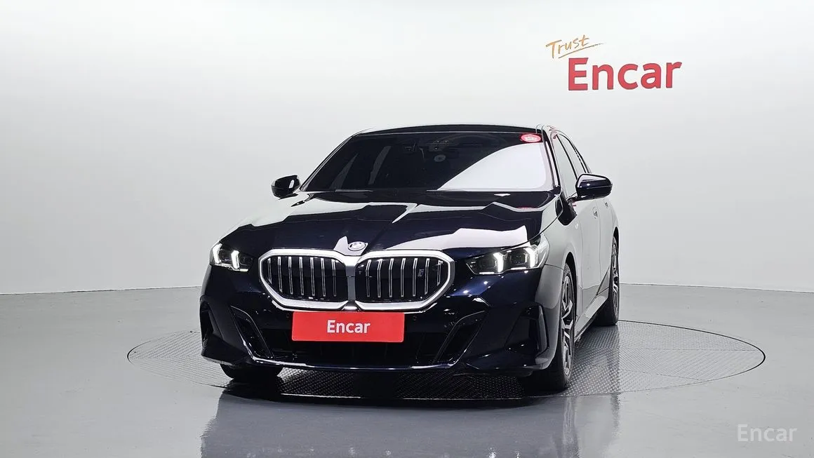 BMW i5