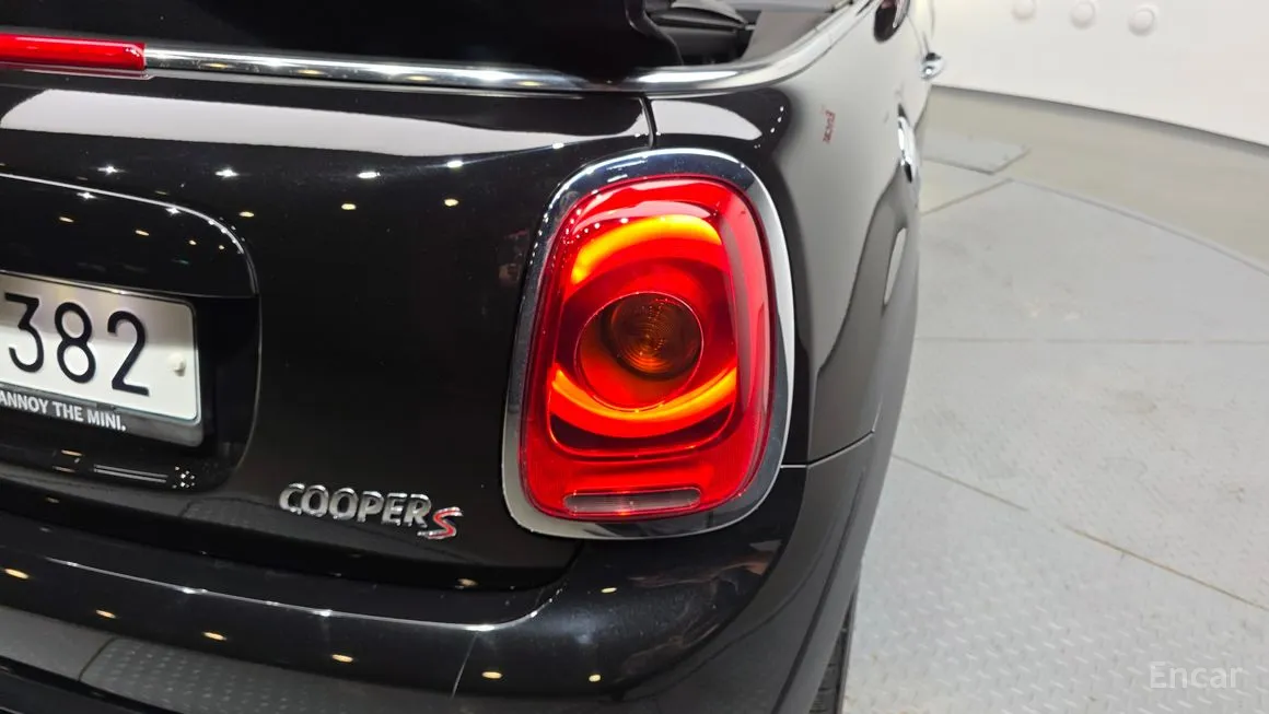 Mini Cooper Convertible