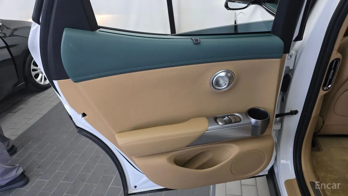 Genesis GV60
