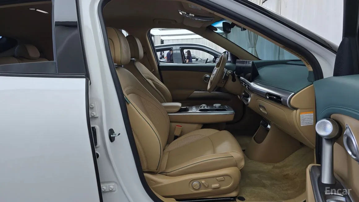 Genesis GV60