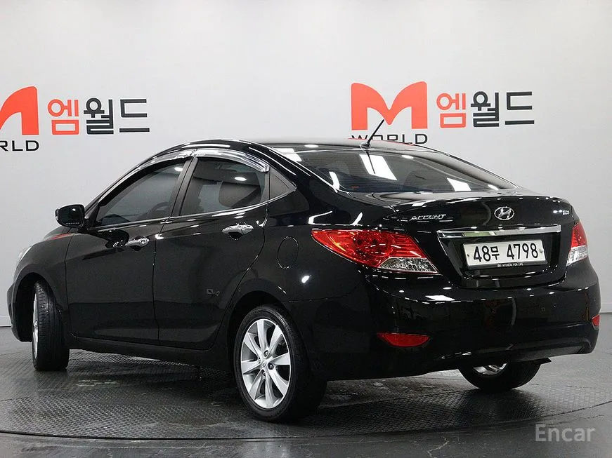 Hyundai Accent