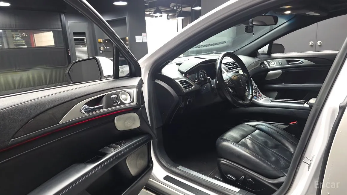 Lincoln MKZ