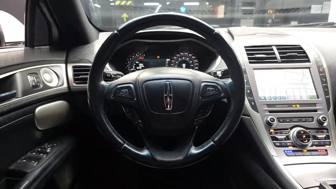 Lincoln MKZ