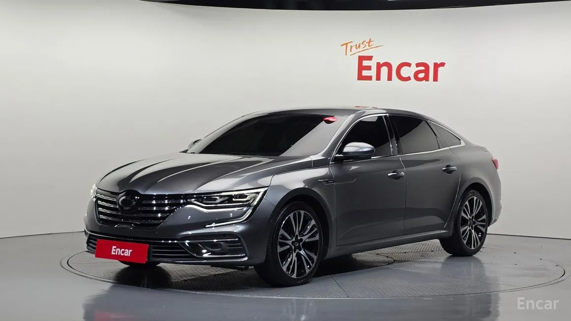 Renault SM6