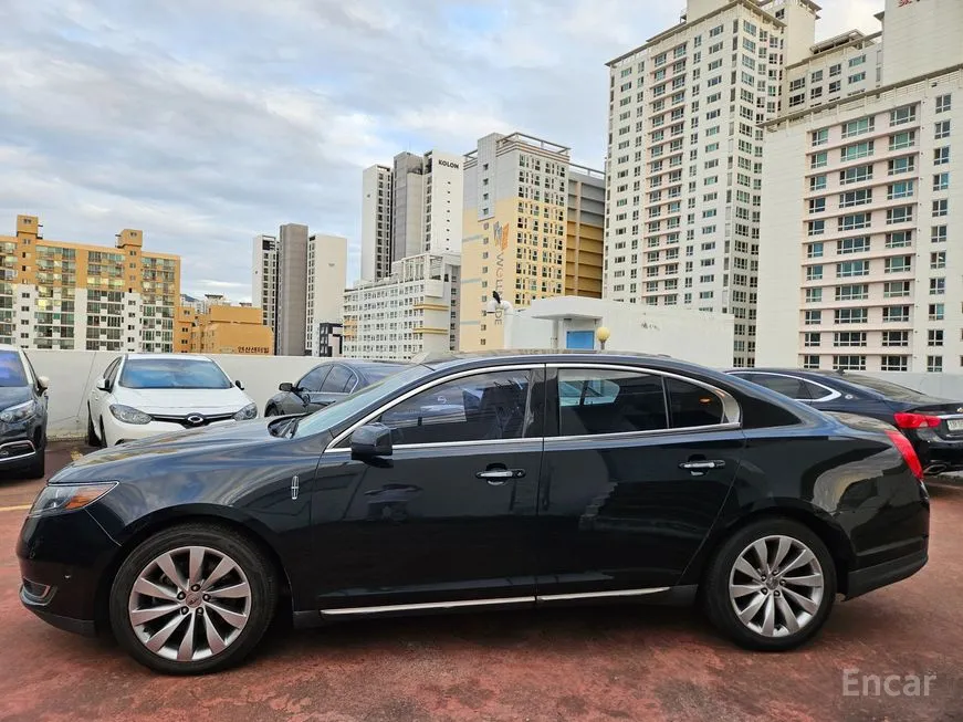 Lincoln MKS