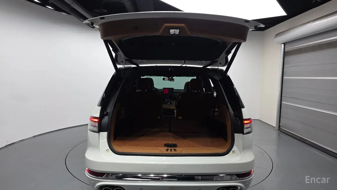 Lincoln Aviator