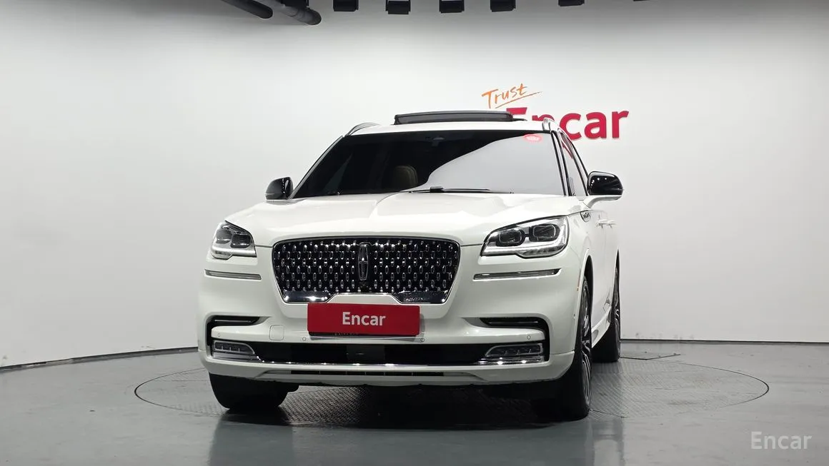 Lincoln Aviator