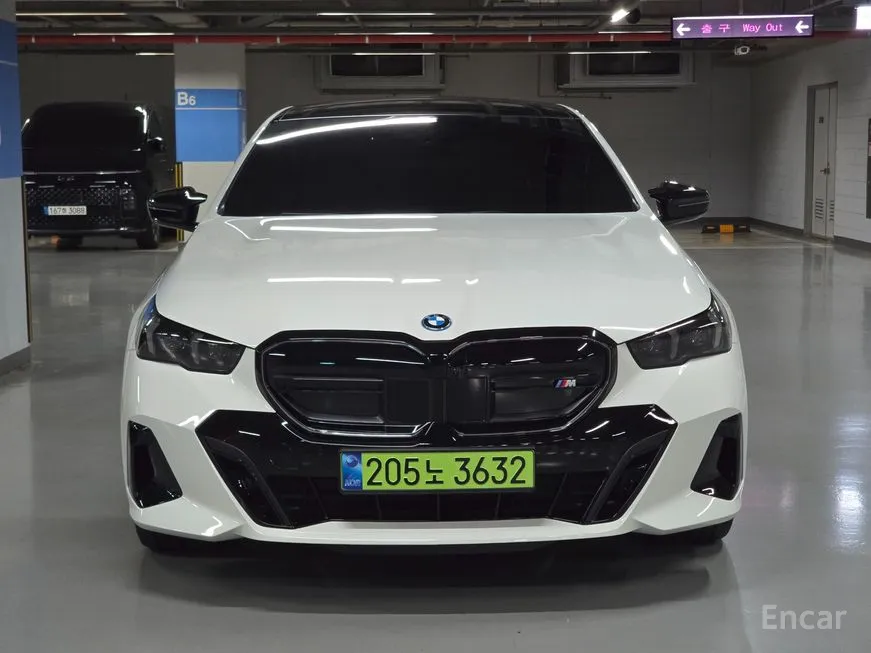 BMW i5
