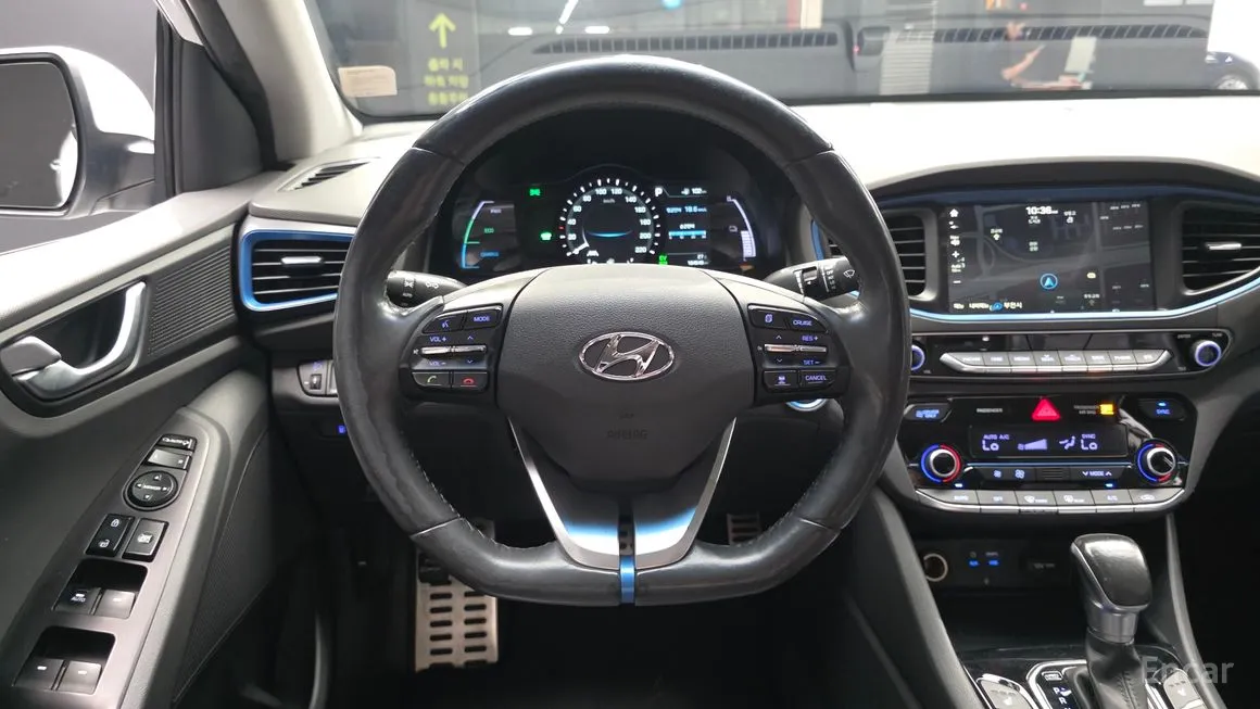 Hyundai Ioniq