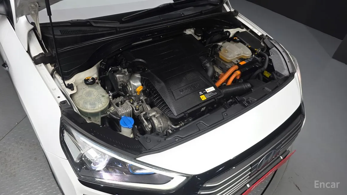 Hyundai Ioniq
