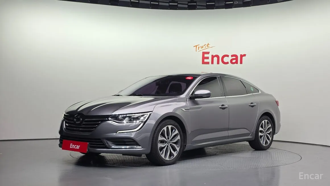 Renault SM6